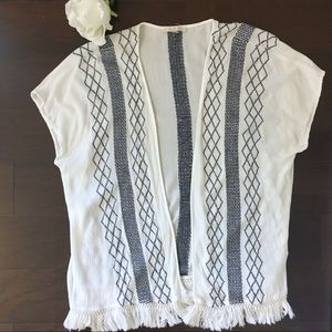 Skies Are Blue White and Blue Patterned Top